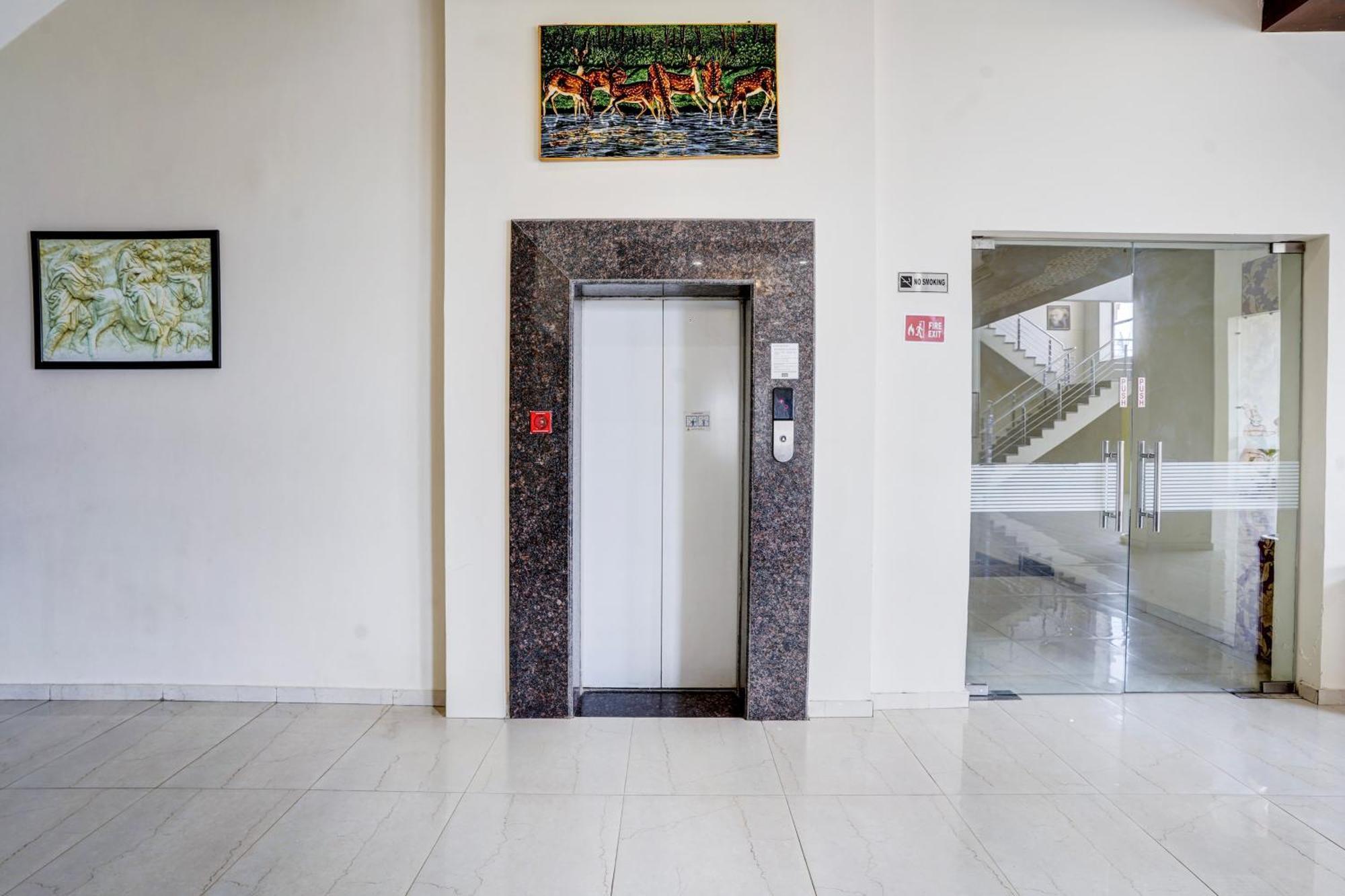 Hotel Amrit Manthan Chittorgarh Ngoại thất bức ảnh
