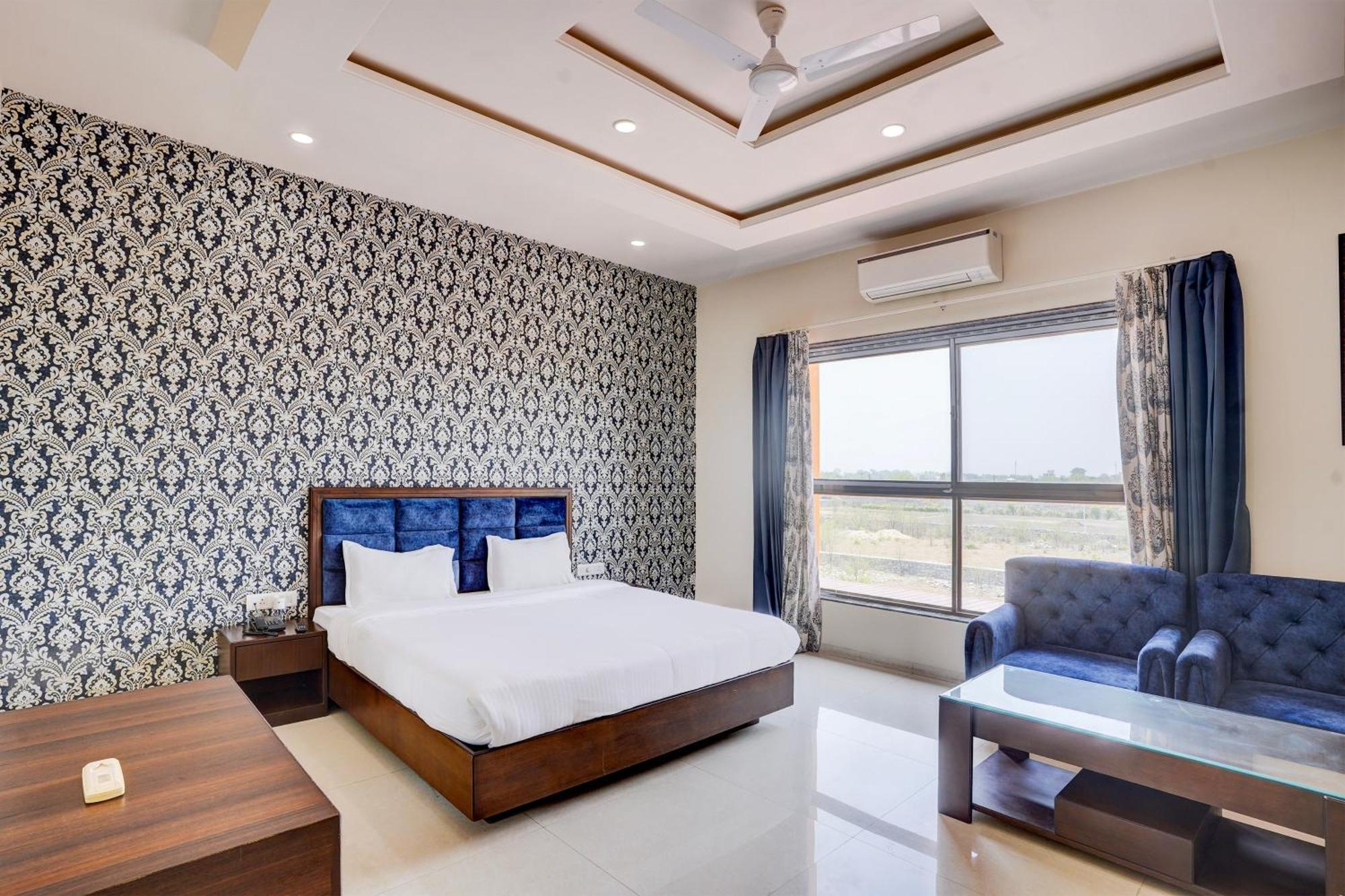 Hotel Amrit Manthan Chittorgarh Ngoại thất bức ảnh
