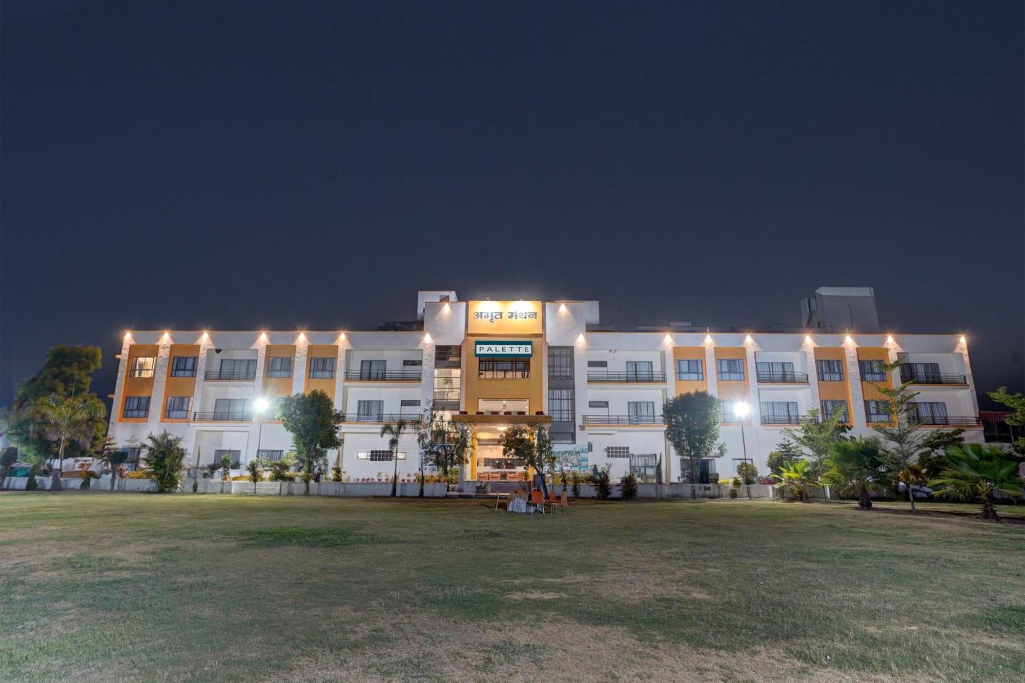 Hotel Amrit Manthan Chittorgarh Ngoại thất bức ảnh