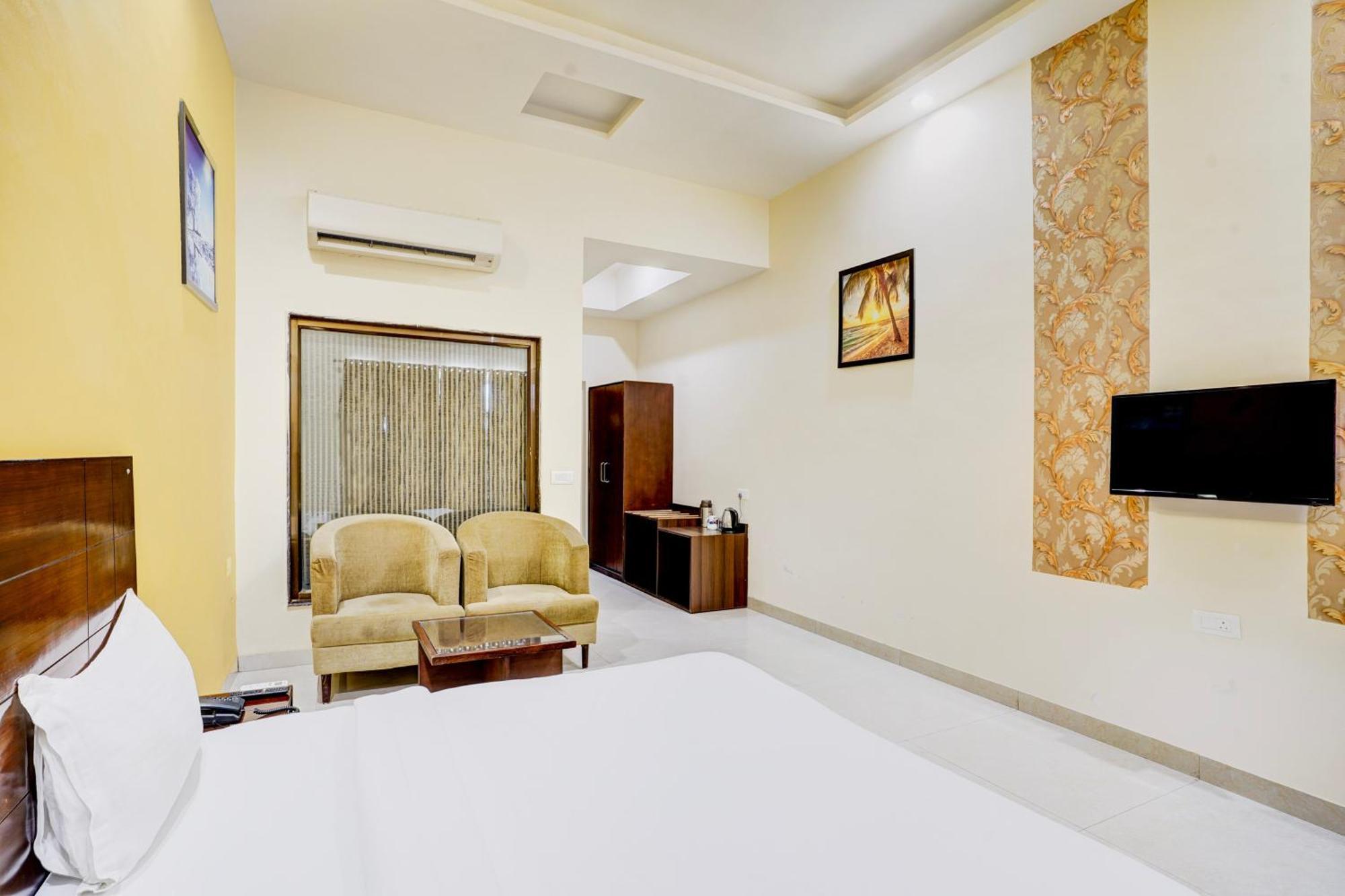 Hotel Amrit Manthan Chittorgarh Ngoại thất bức ảnh