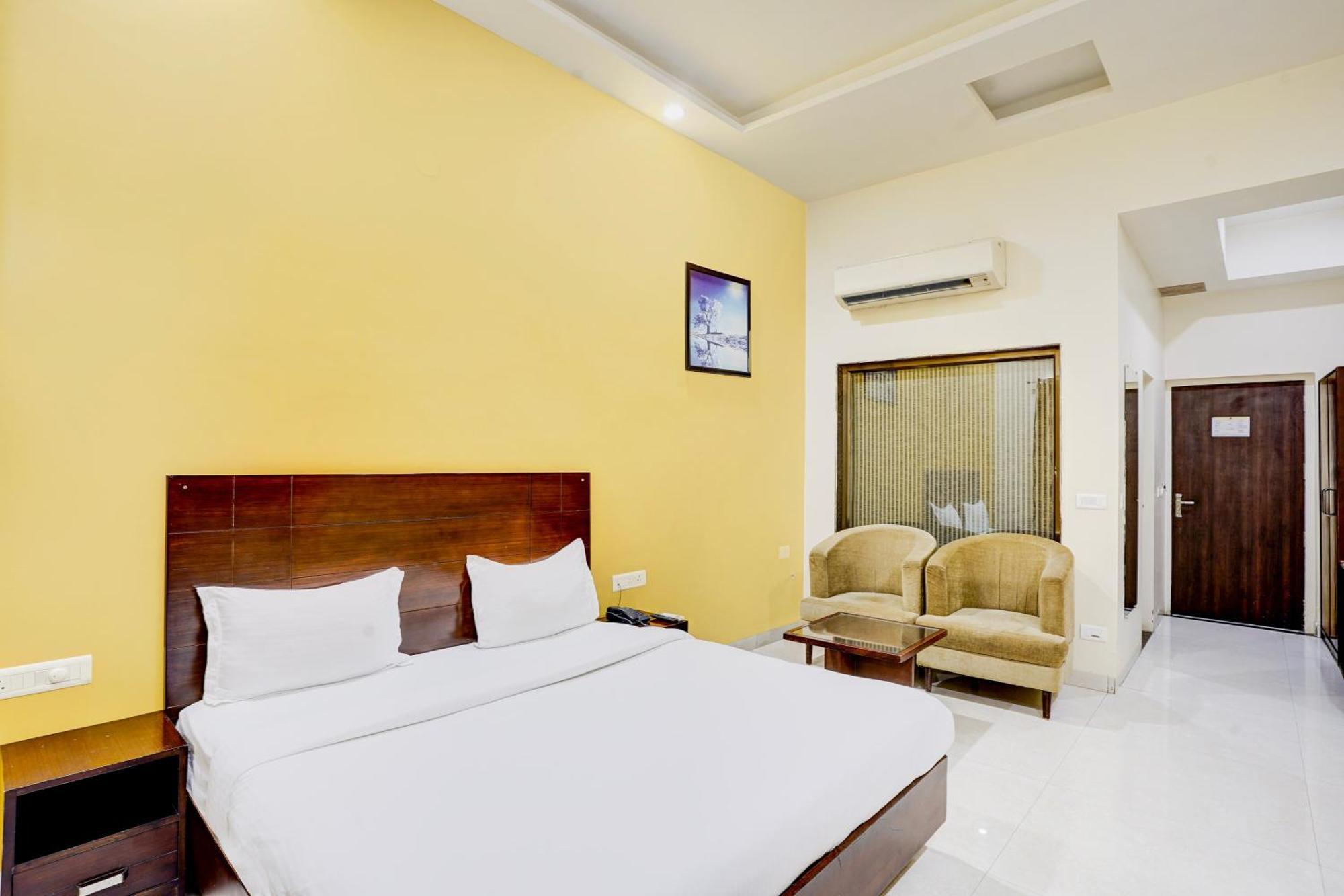 Hotel Amrit Manthan Chittorgarh Ngoại thất bức ảnh