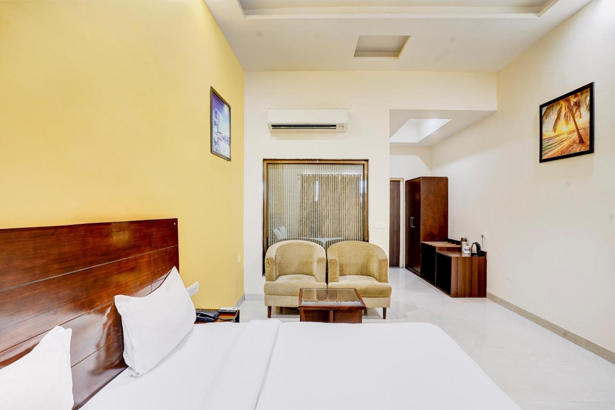 Hotel Amrit Manthan Chittorgarh Ngoại thất bức ảnh