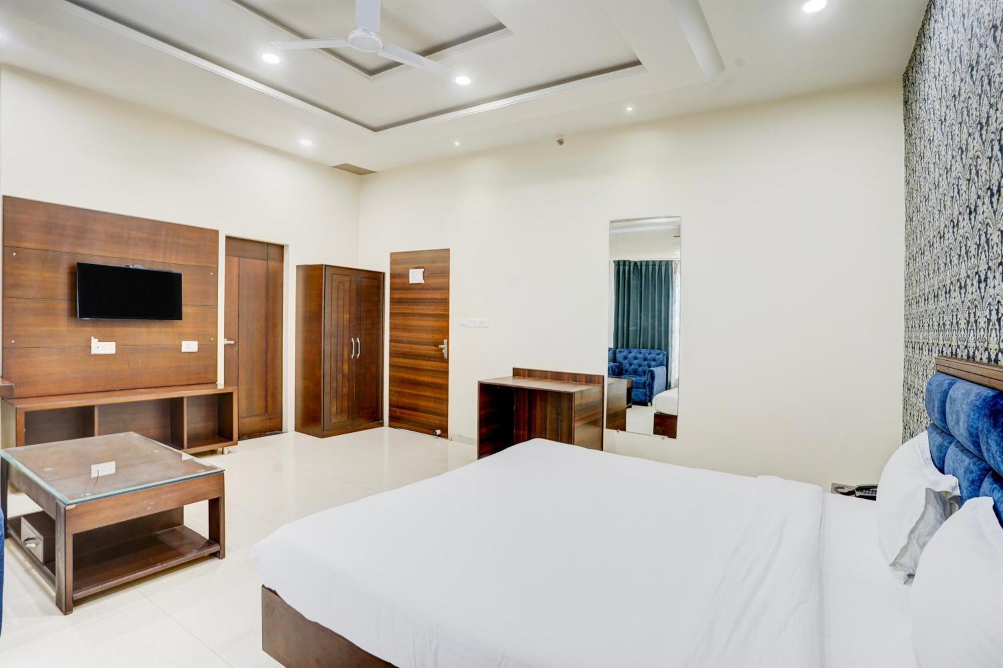 Hotel Amrit Manthan Chittorgarh Ngoại thất bức ảnh